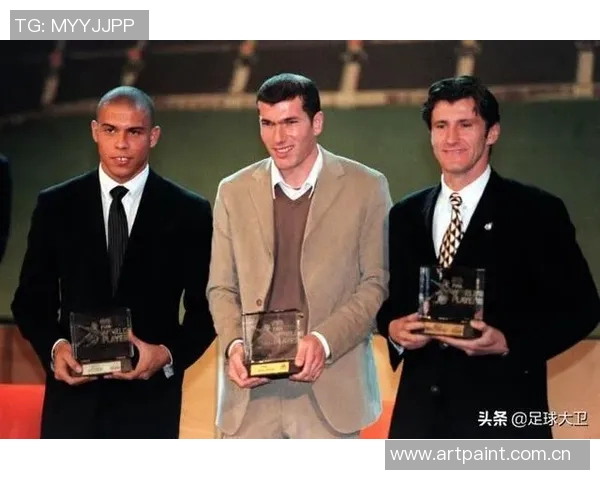 AC米兰球星冲击金球奖前景数据全方位深度对比解析