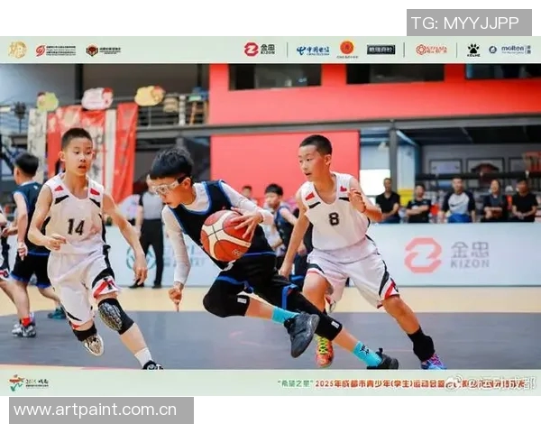 全国青少年篮球锦标赛火爆开赛引发广泛关注 青少年篮球新风潮蓄势待发